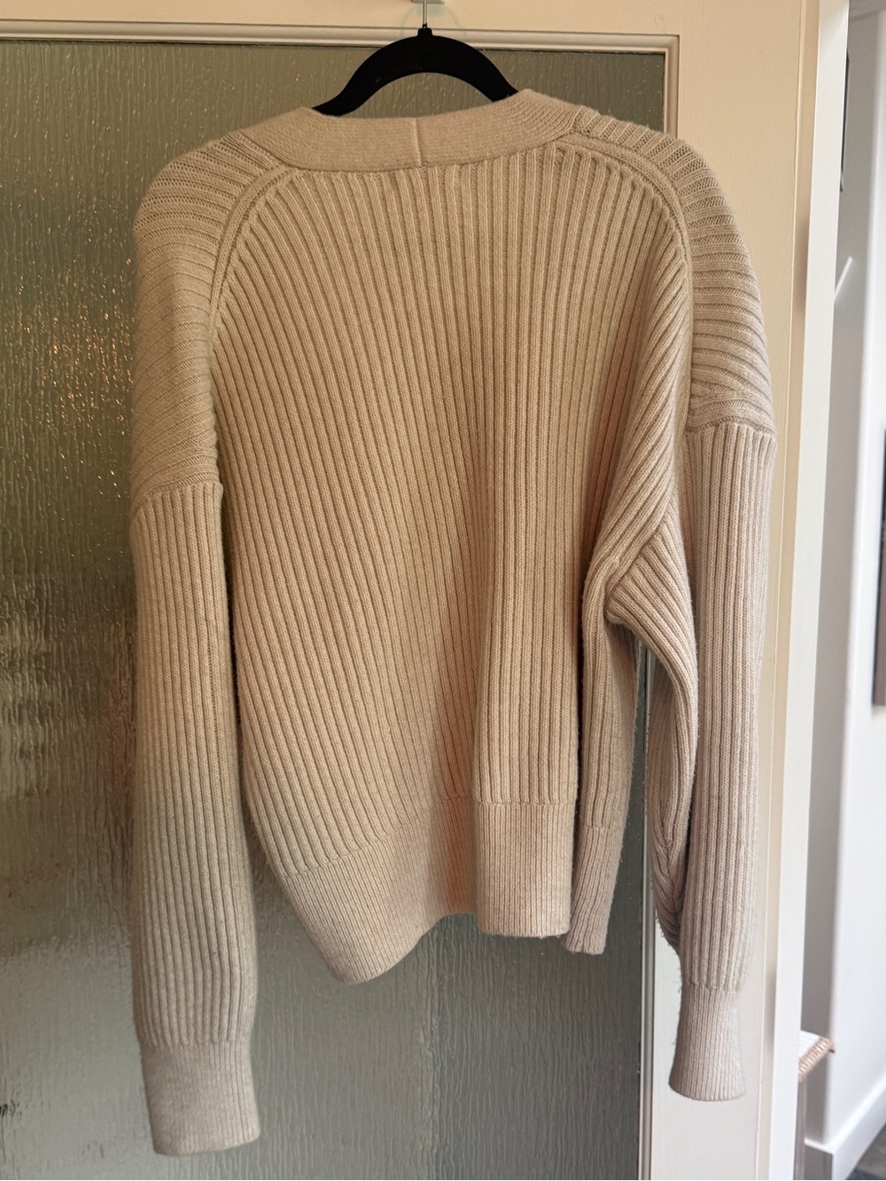 H&M Women’s Cream Ribbed Button-Front Cardigan Sweater - Picture 9 of 9